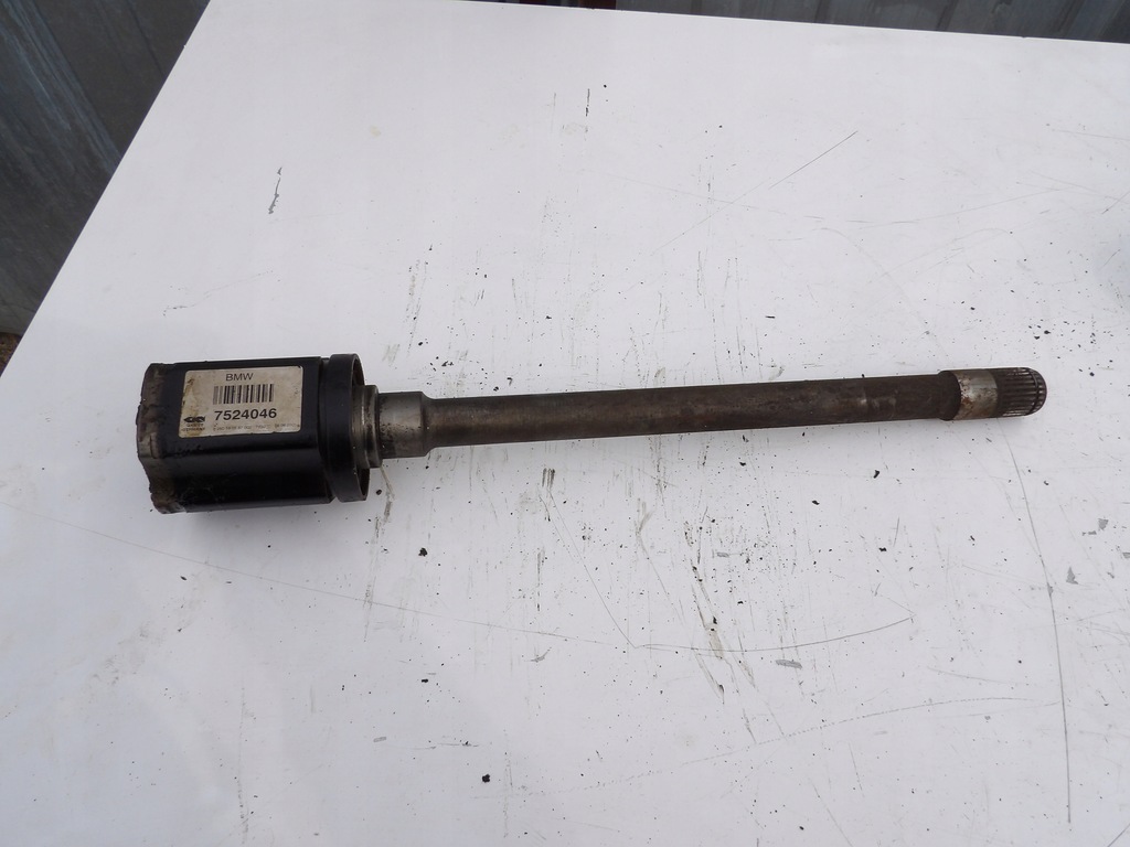 фото №1, Привідний вал bmw 7524046