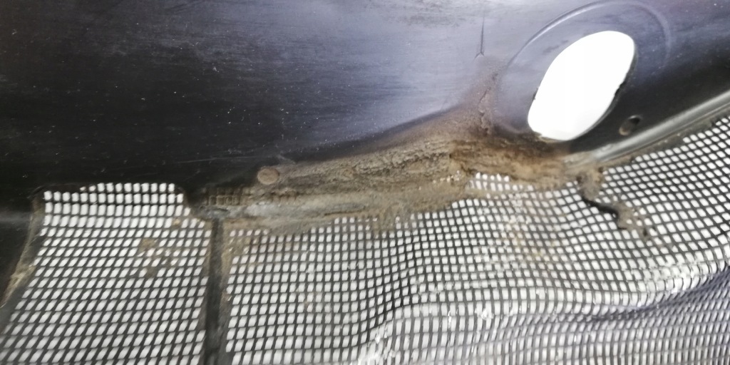 Жабо mercedes w126 c126 sec комплект 1268300513 1268301313 в Україні