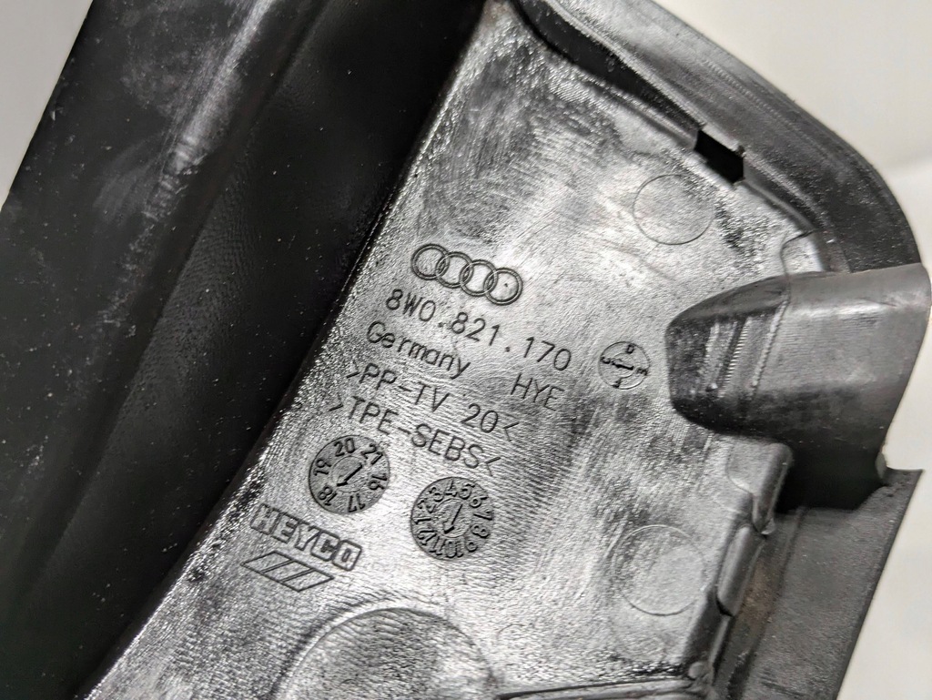 фото №10, Защита шумоизоляция крыла правая сторона audi a4 s4 b9 8w 8w0821170