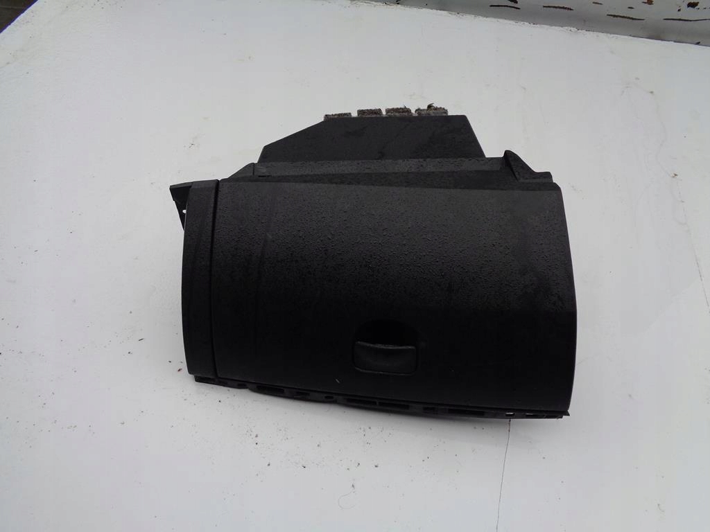 фото №1, Бардачок панели renault clio iii 3