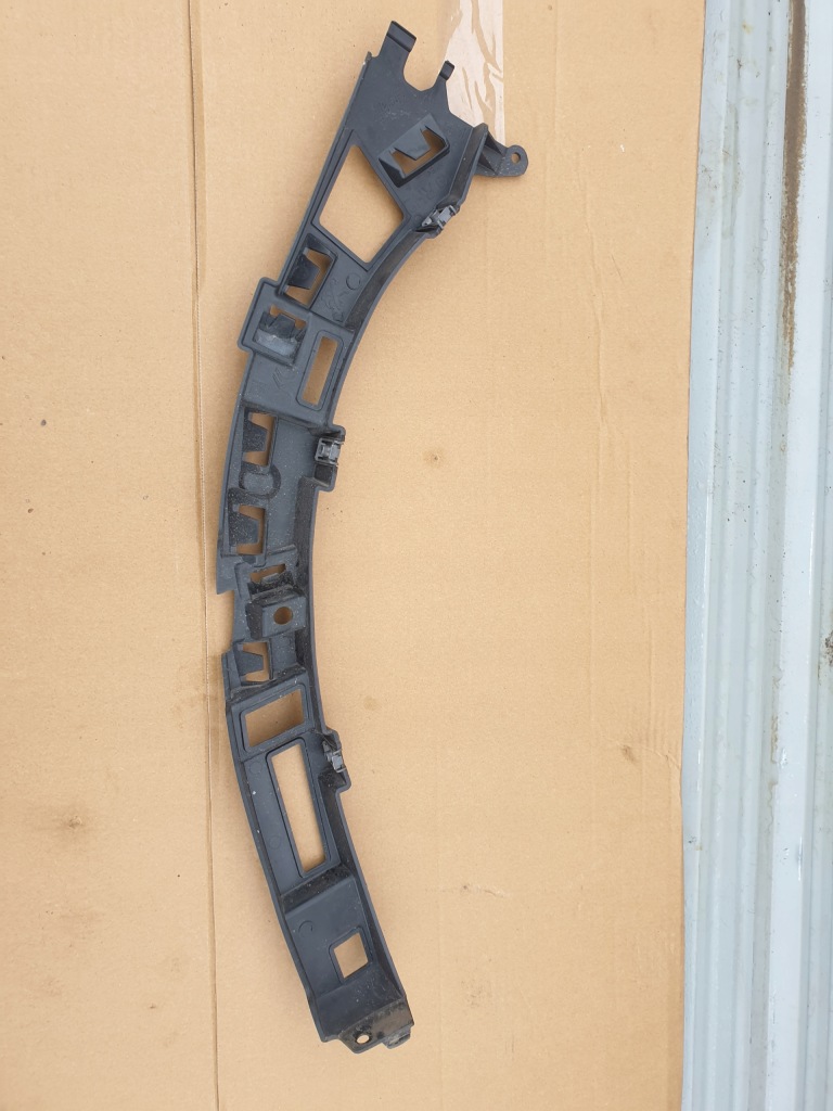 Купити Berlingo iv rifter partner кронштейн напрямна бампер