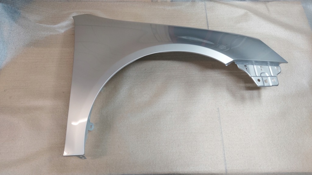 фото №1, Vw golf v 5 03-09rok крыло правый la7w цинк