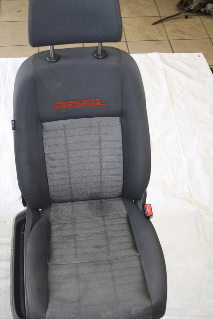 фото №14, Сиденья заднее сиденье kompet goal vw golf v 5 plus
