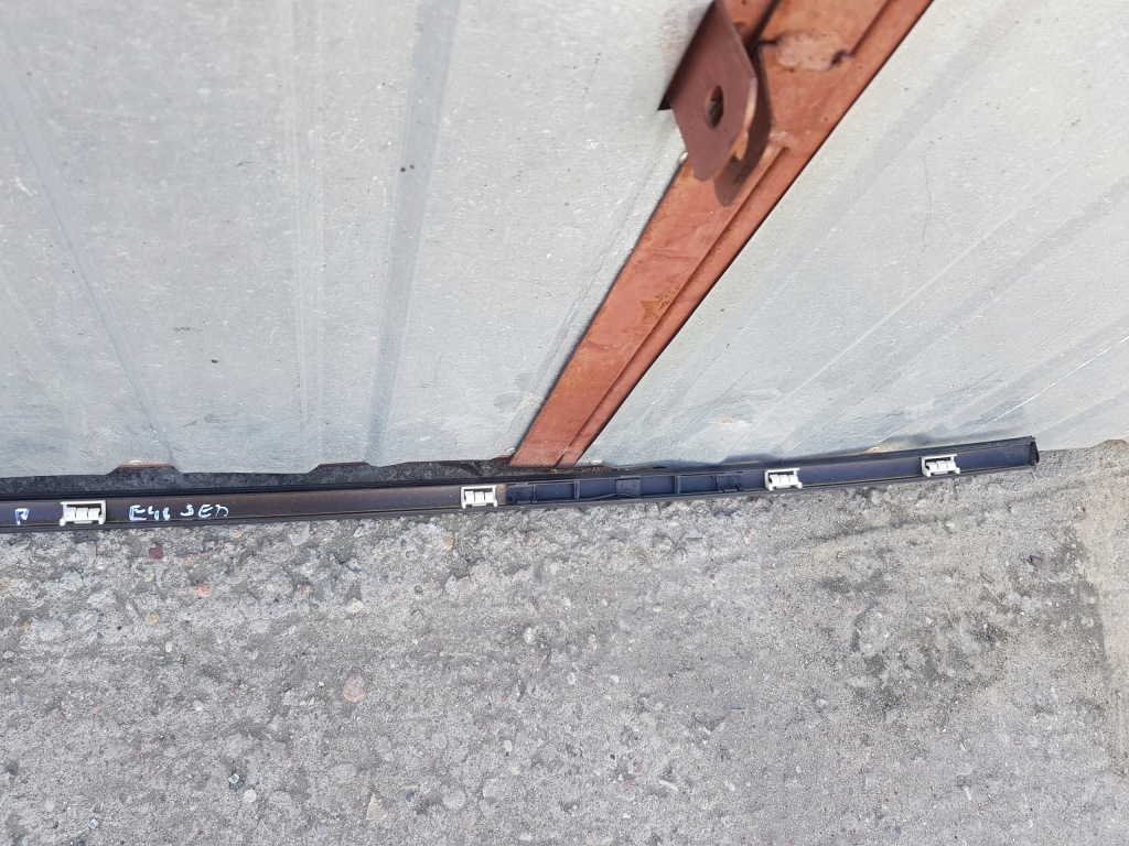 Молдинг правая кровельная relingowa bmw e46 sedan Киев