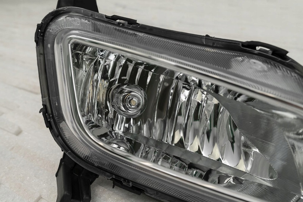 фото №8, Kia optima iii противотуманная фара передний правый 922022t530