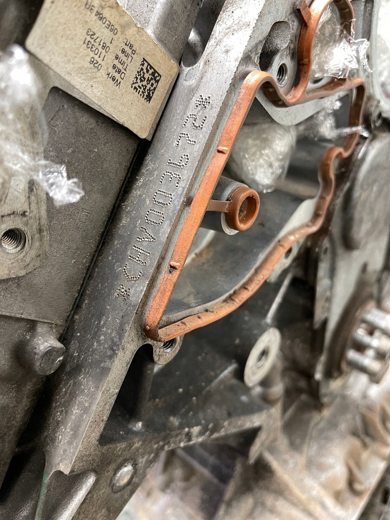 фото №15, Двигатель audi a6 c7 a7 2.8 fsi chv chva 150kw 204km голый блок двигателя