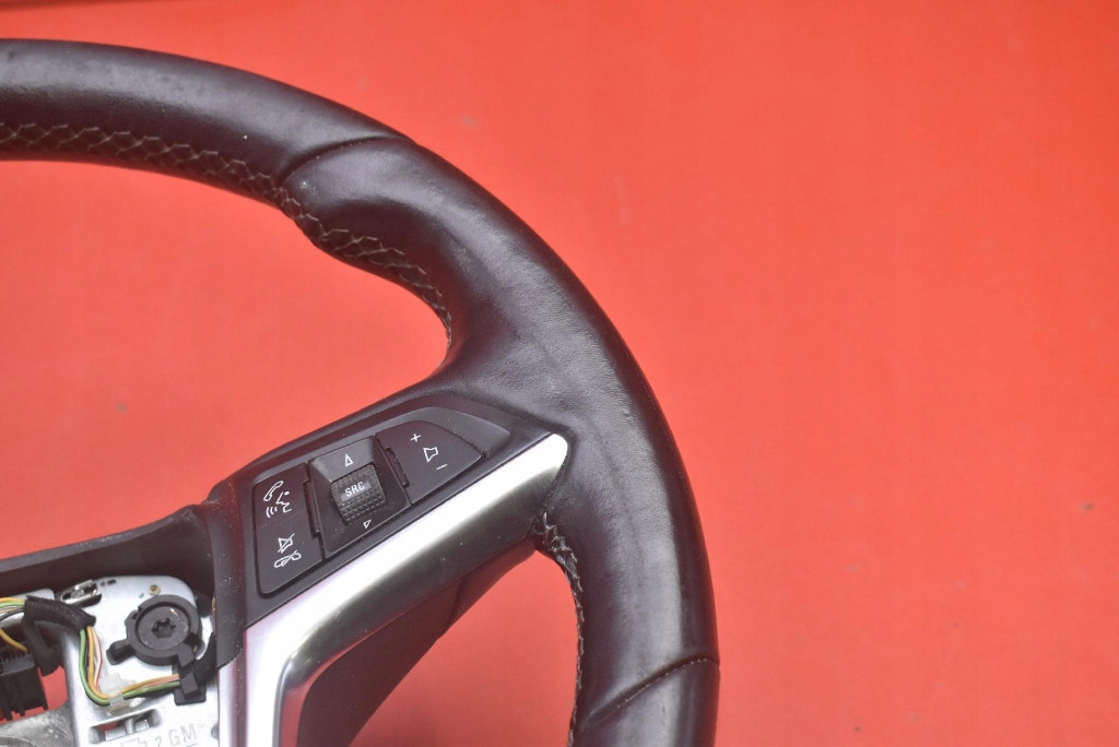 Кермо  шкіряний багатофункціональний 13473065 opel mokka a 12-15 Оригінал