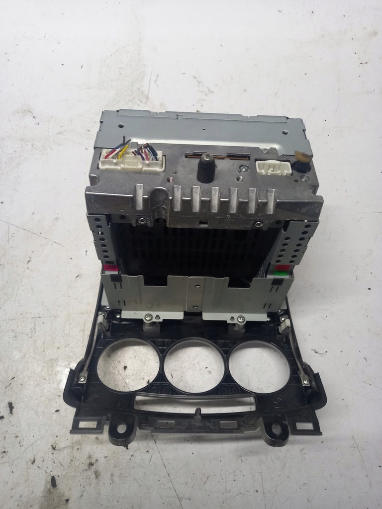 фото №5, Панель средний радио mazda 5 14792086