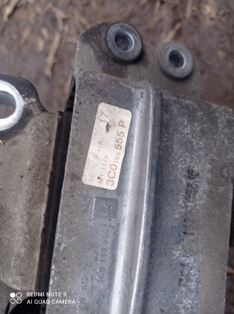 фото №3, Подушка двигуна vw passat b6 3c0199555p