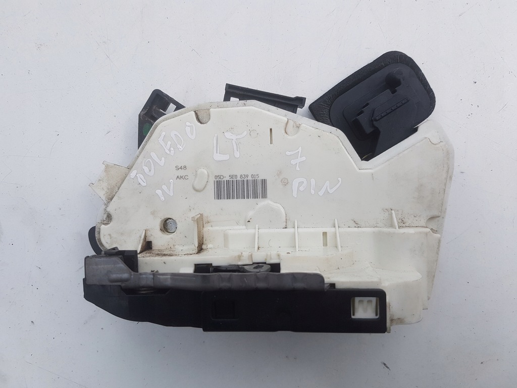 фото №1, Seat toledo iv 12-18r замок дверь левый задняя 7 pin
