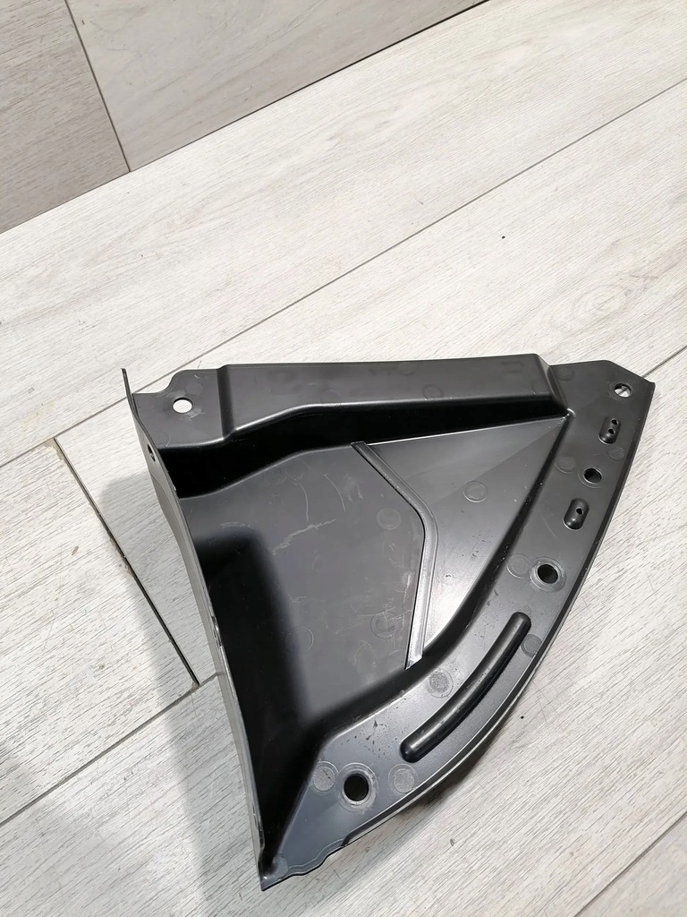 фото №1, Mazda ii подкрылок правый перед d43n-56-114