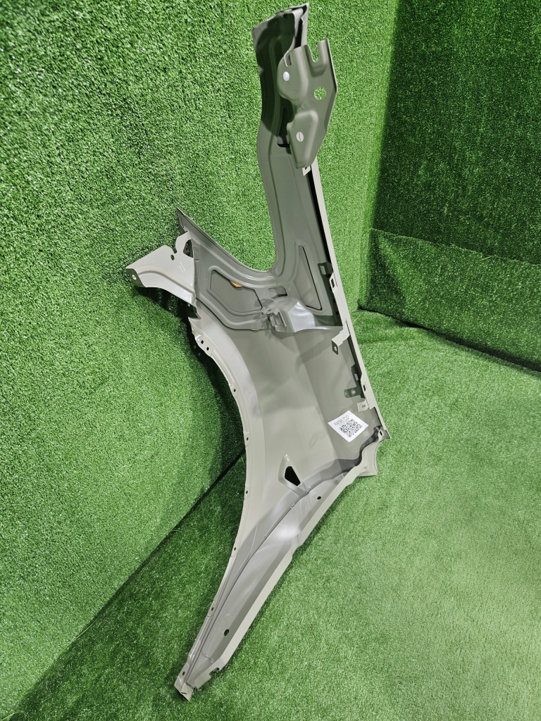 Tesla y model y крыло передний правый новый оригинал в Украине