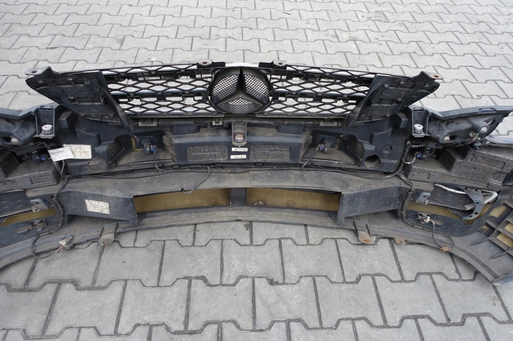 фото №15, Mercedes w251 бампер перед передний 359 pdc r-klas