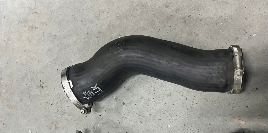 фото №1, Audi a8 d4 4.2 tdi шланг труба турбіни інтеркулер