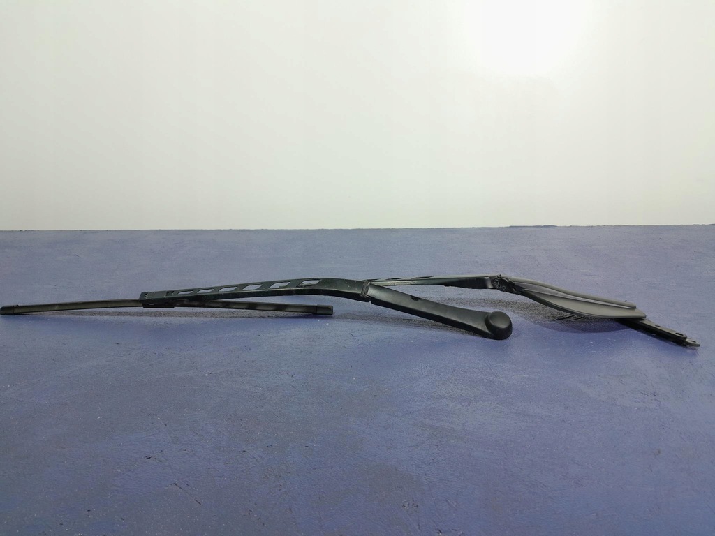 фото №1, Bmw 5 e60 e61 важіль важелі двірник перед