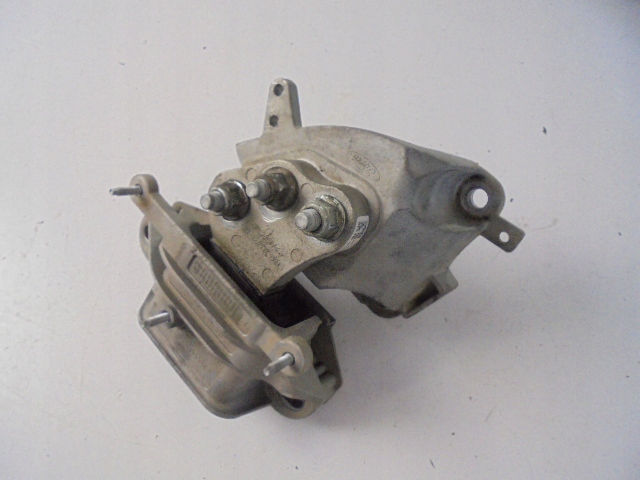 Купити Подушка двигуна ford fiesta mk8 1.0 eb 19r