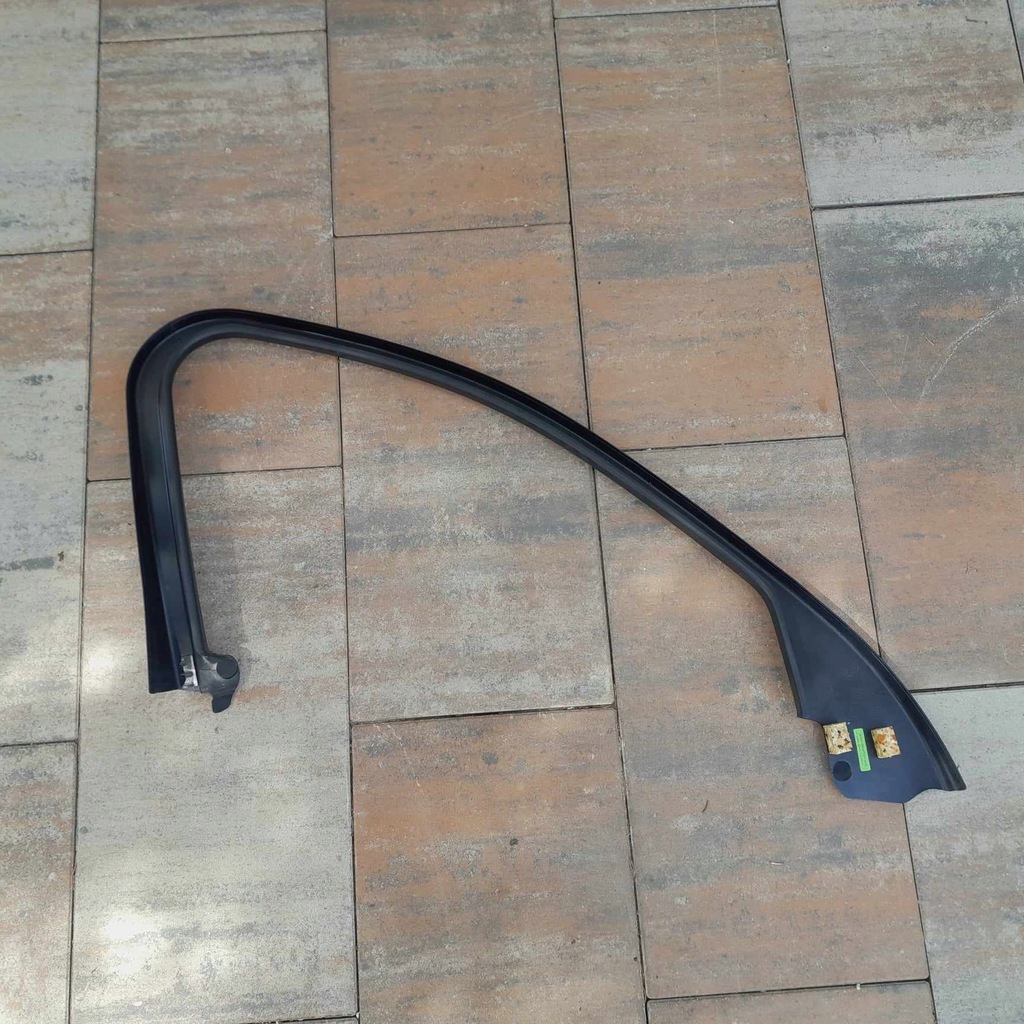 фото №2, Рамка двері права передня alfa romeo giulia rok 2016-2024