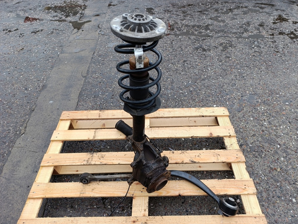 фото №1, Bmw f25 x3 правая поворотный кулак рычаг амортизатор