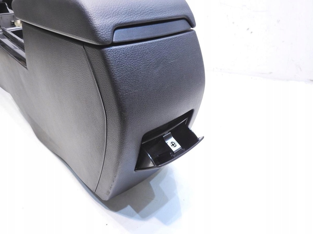 фото №13, Туннель средний подлокотник mazda 6 gh