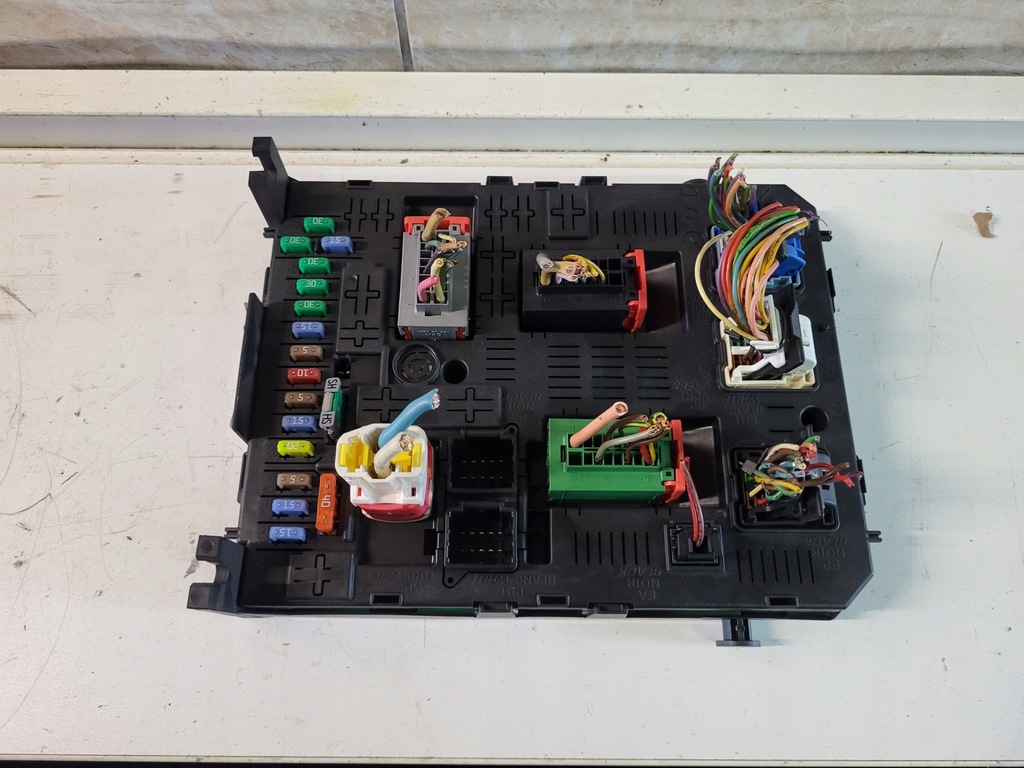 фото №1, Коробка модуль bsi citroen c5 iii x7 9666895680