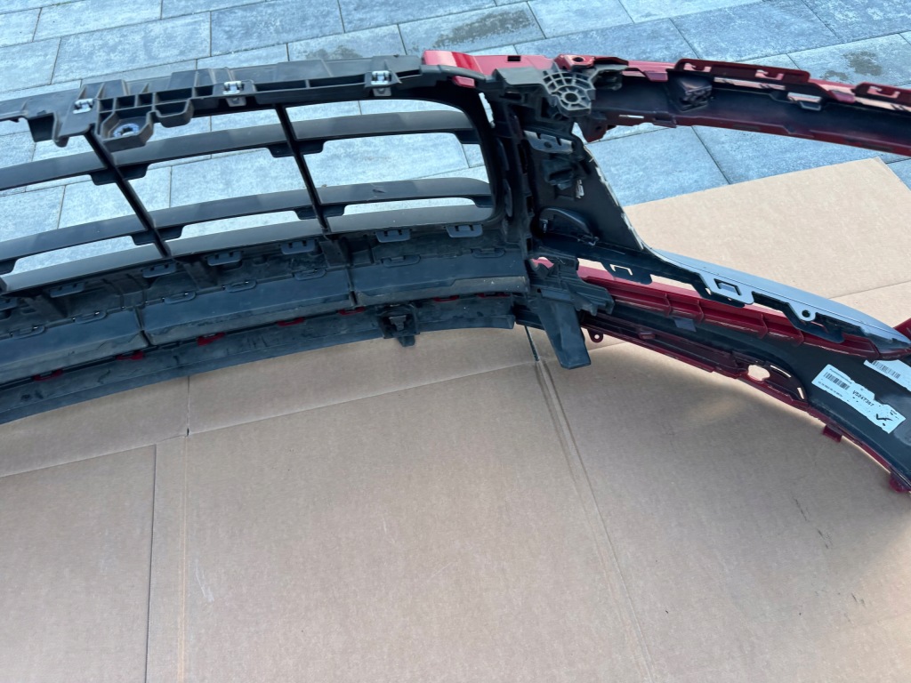Бампер перед porsche macan 95b gts ii lift 2021 оригінал ні клеєний Оригінал