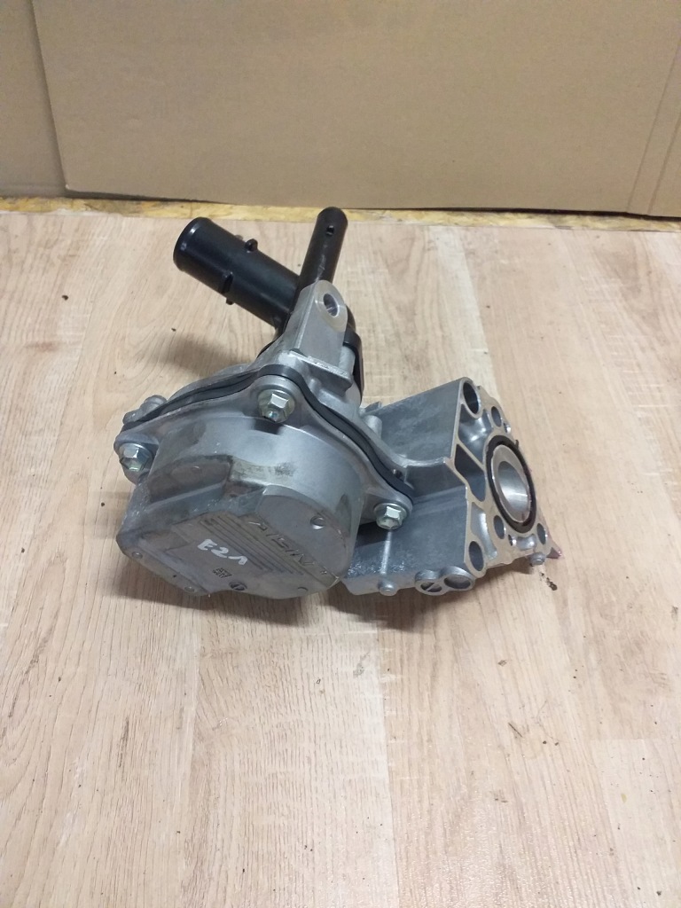 фото №1, Toyota corolla e21 насос wody 2,0 hybr rav4 v