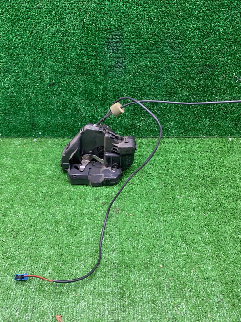 фото №1, M5 mercedes w211 замок дверь правый задняя a2117300635