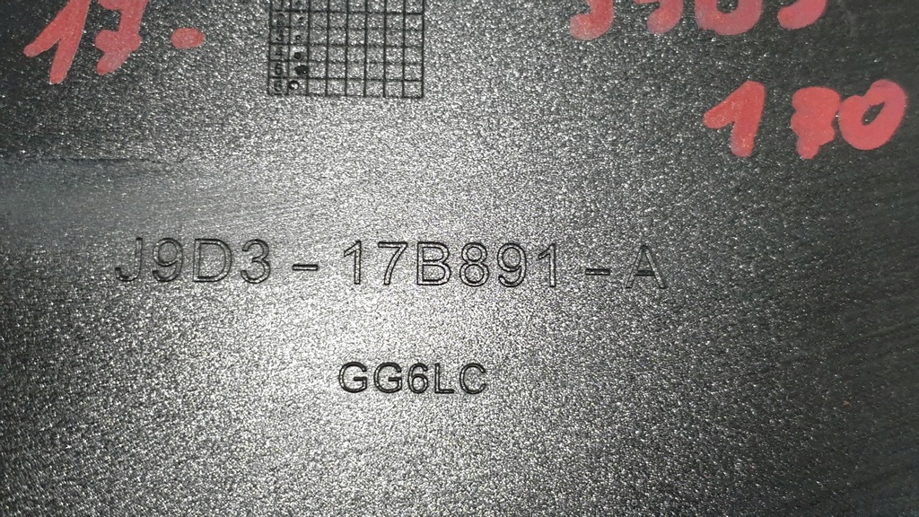 фото №11, Диффузор спойлер бампера jaguar i-pace j9d3-17b891