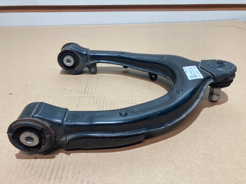 фото №7, Важіль передній верхній tesla model 3