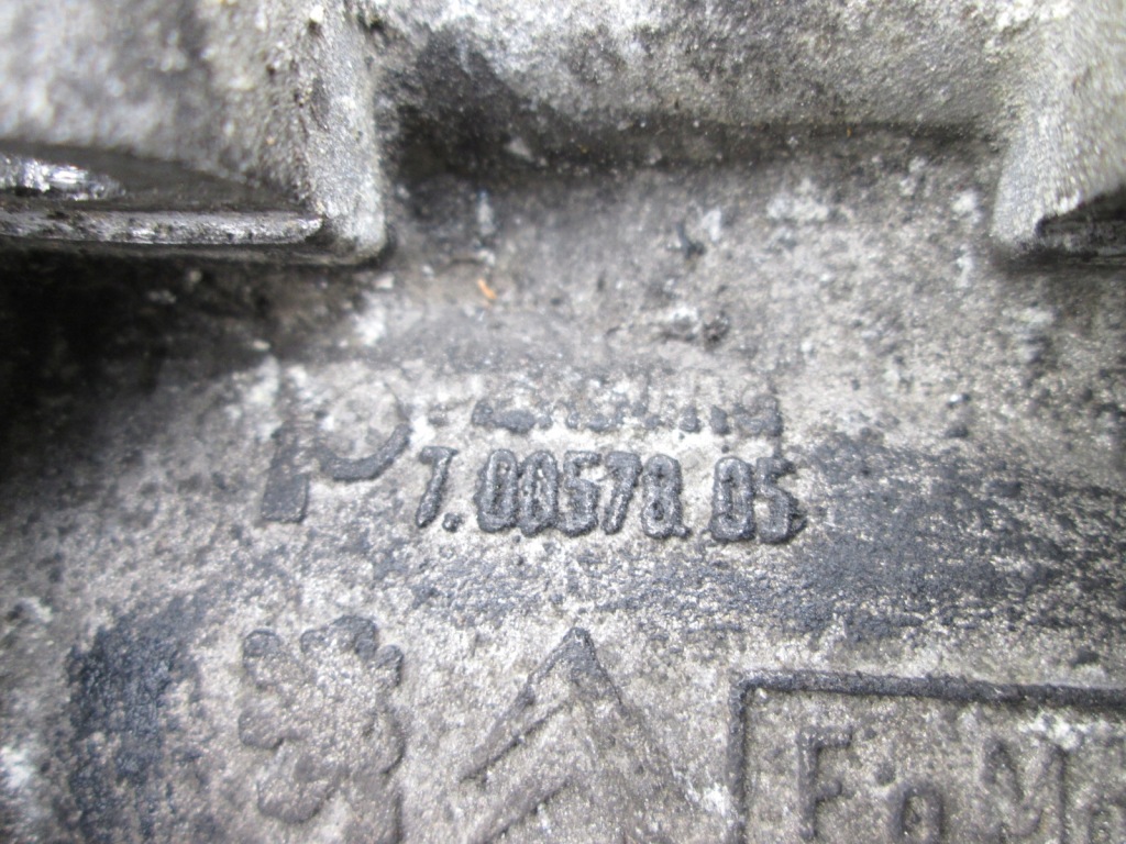 фото №5, Peugeot 4007 2.2 hdi корпус фильтра топлива