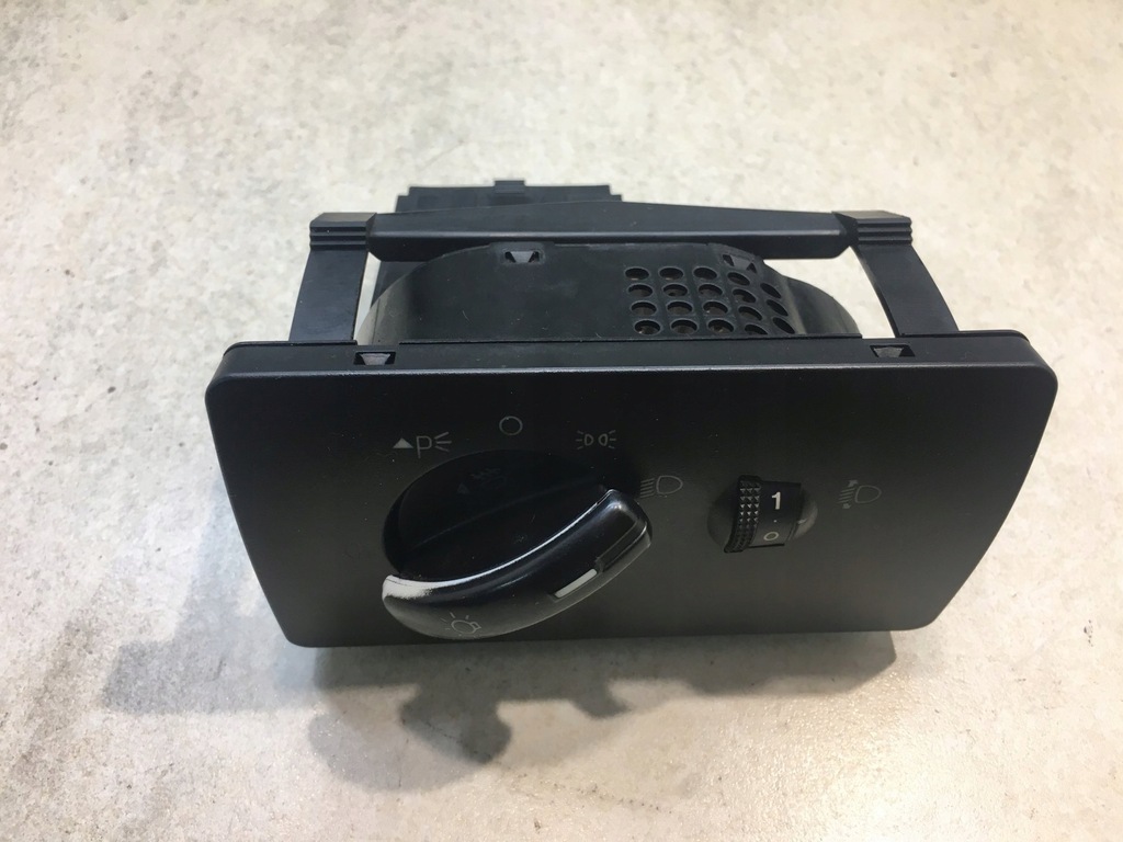 фото №1, Вимикач світла mondeo mk3 1s7t13a024bb