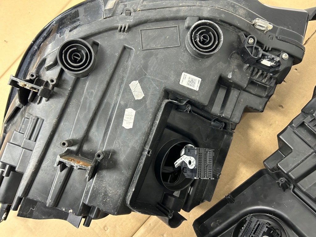 фото №12, Лампы левая правая bmw i3 lift full led