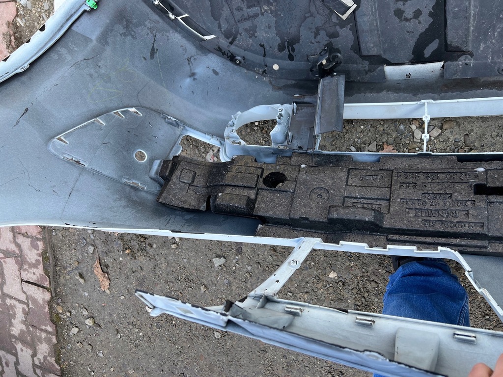 фото №7, Бампер перед renault scenic ii 2 03-06