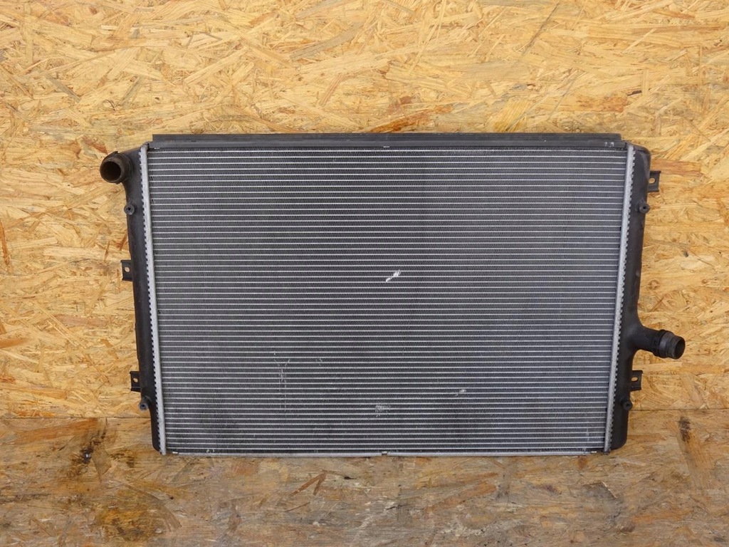 фото №9, Golf v audi a3 8p tt 8j leon ii 2.0 tfsi радиатор wody 1k0121251ab