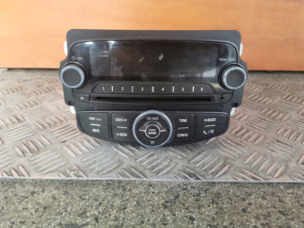 фото №1, Chevrolet t300 aveo оригінальний номер радіо 95472986