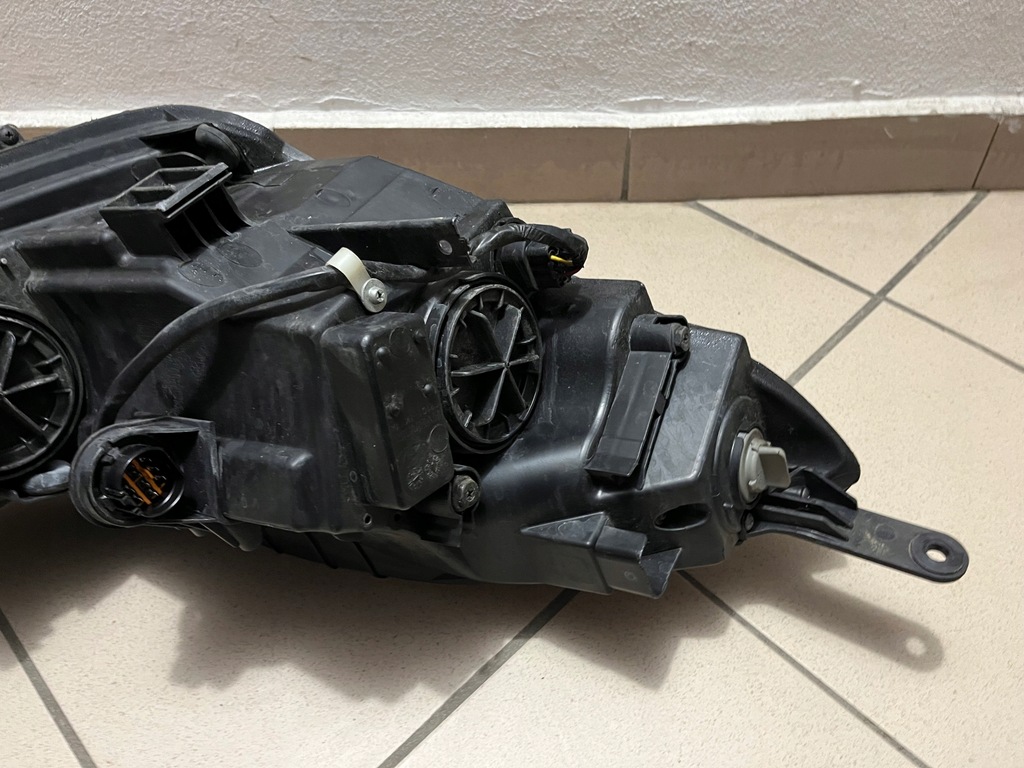 фото №12, Hyundai ix20 ix-20 10- лампа передняя перед левая