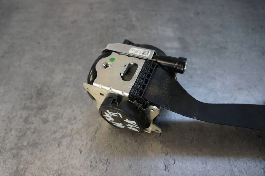 фото №4, Pas безпеки правий перед volvo v40 ii