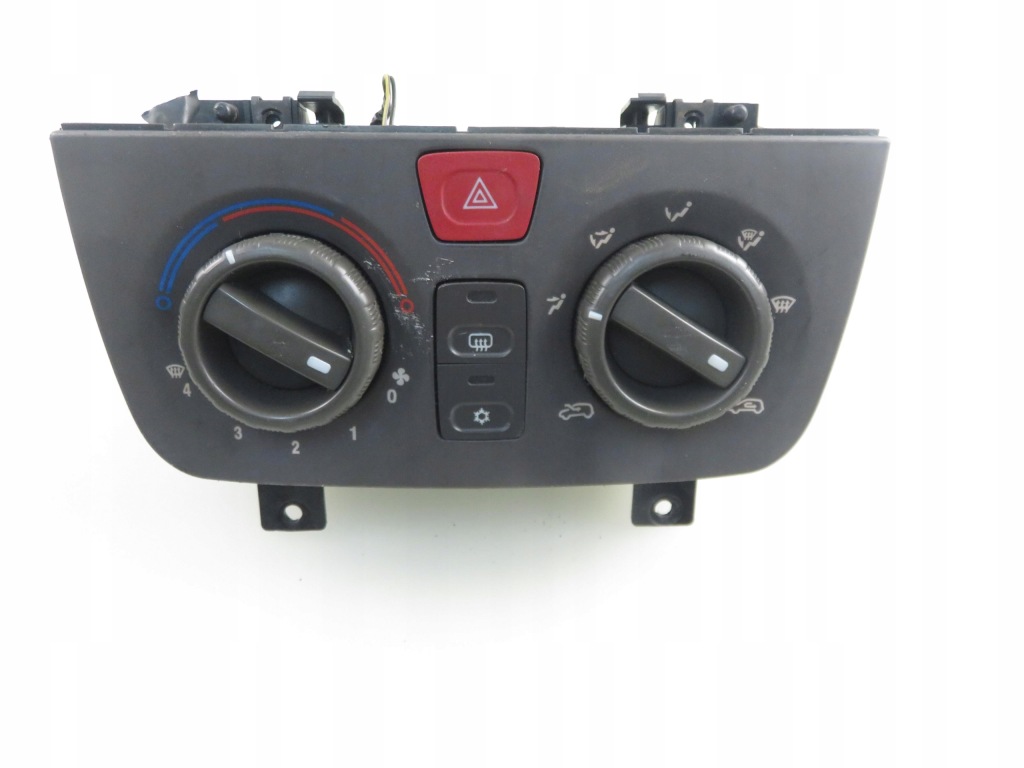 фото №1, Панель обдув с ac fiat idea