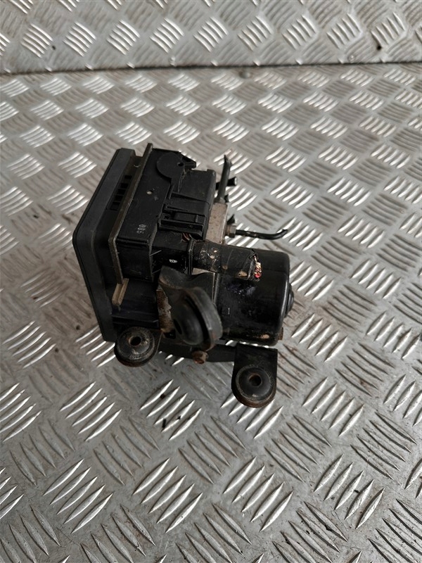 фото №3, Насос abs mazda 3 10096001093