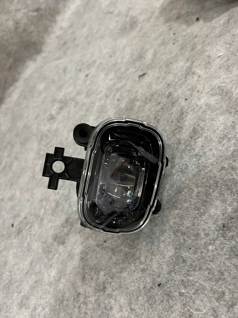 фото №1, Nissan renault протитуманна фара