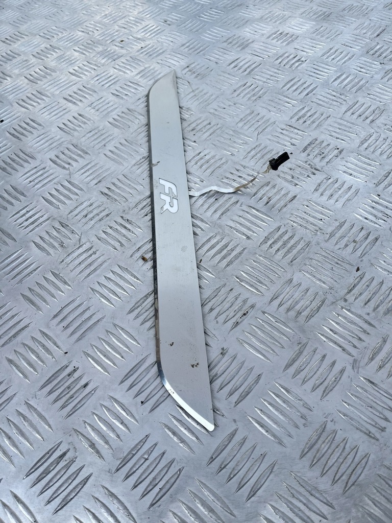 фото №1, Молдинг поріг led seat leon iv 20- fr