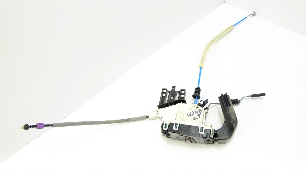 фото №1, Mercedes b-klasa w246 замок двері лівий задня 4pin