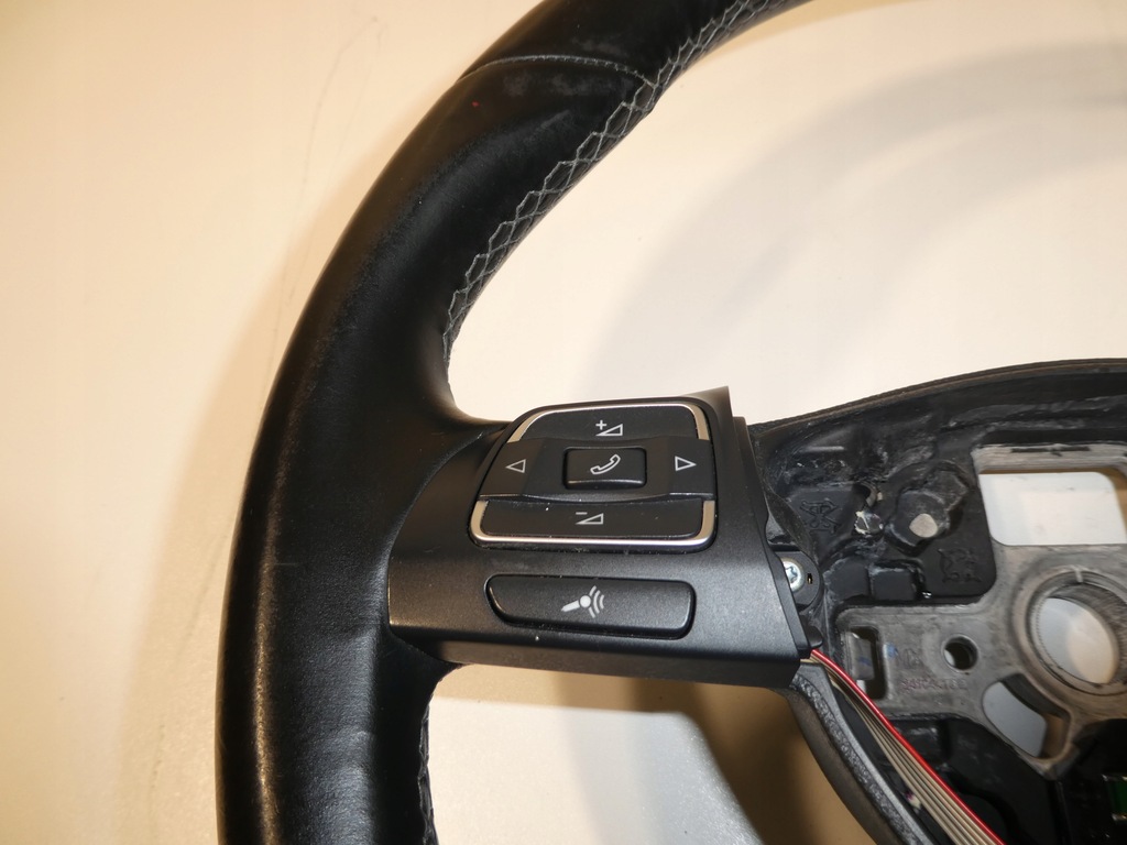 фото №6, Повітропровід шкіряний vw golf vi jetta touran