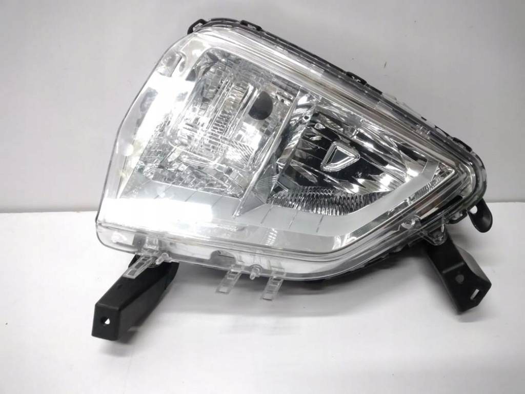 Купити Протитуманна фара ліве mitsubishi eclipse cross 17-