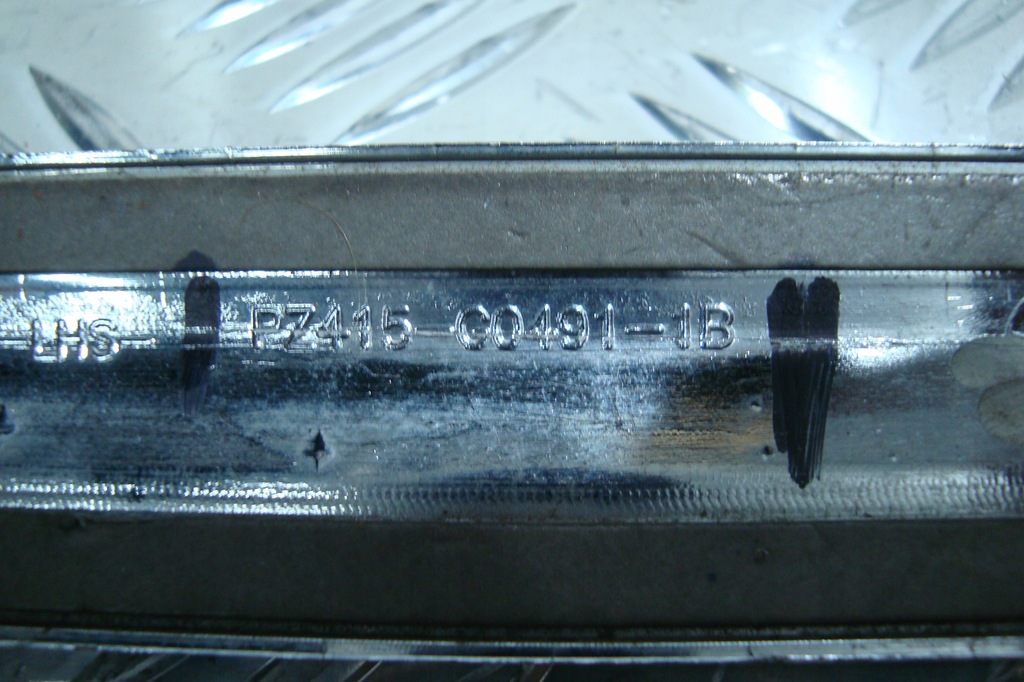 фото №5, Молдинг дверь левый перед хром toyota prius iii 09- poznań