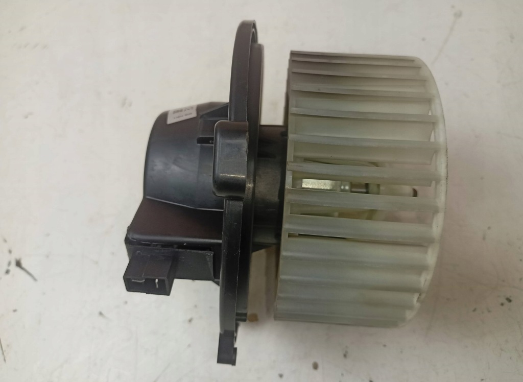 Вентилятор обдув lancia y 1.2 с Разборки