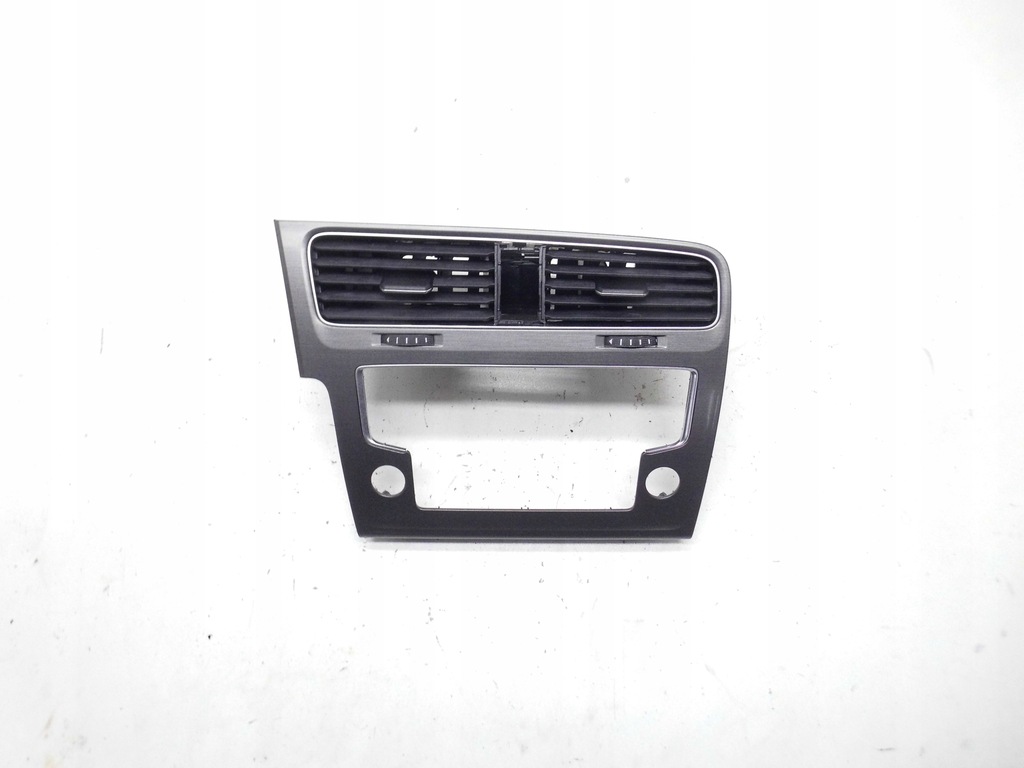фото №1, Рамка радіо решітка обдув консолі 5g1819743 vw golf vii 2013r. середня