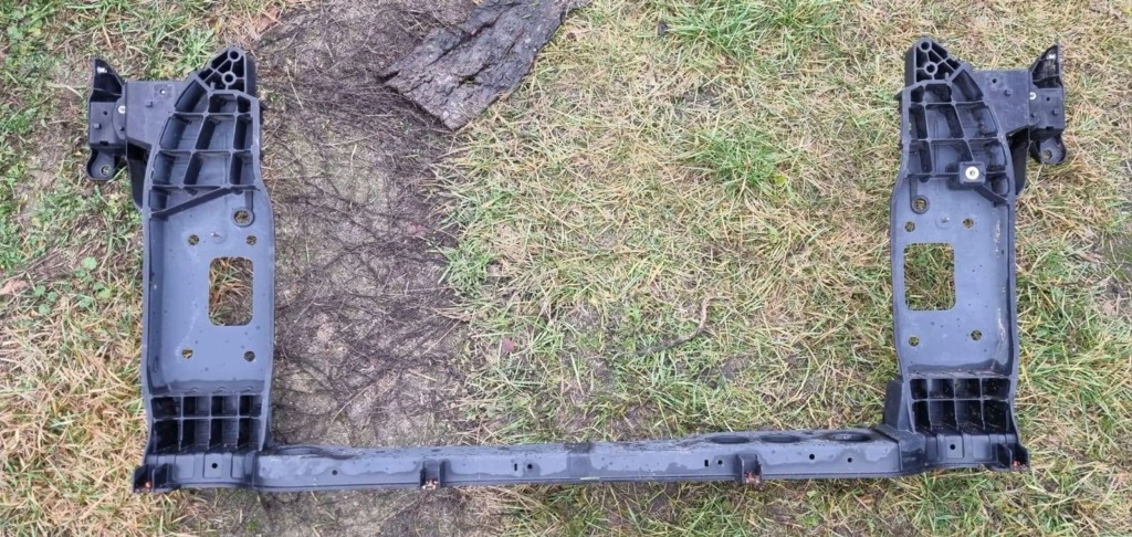 фото №1, Kia sportage iv 4 15- 18- pas передний усилитель 64101-f1000