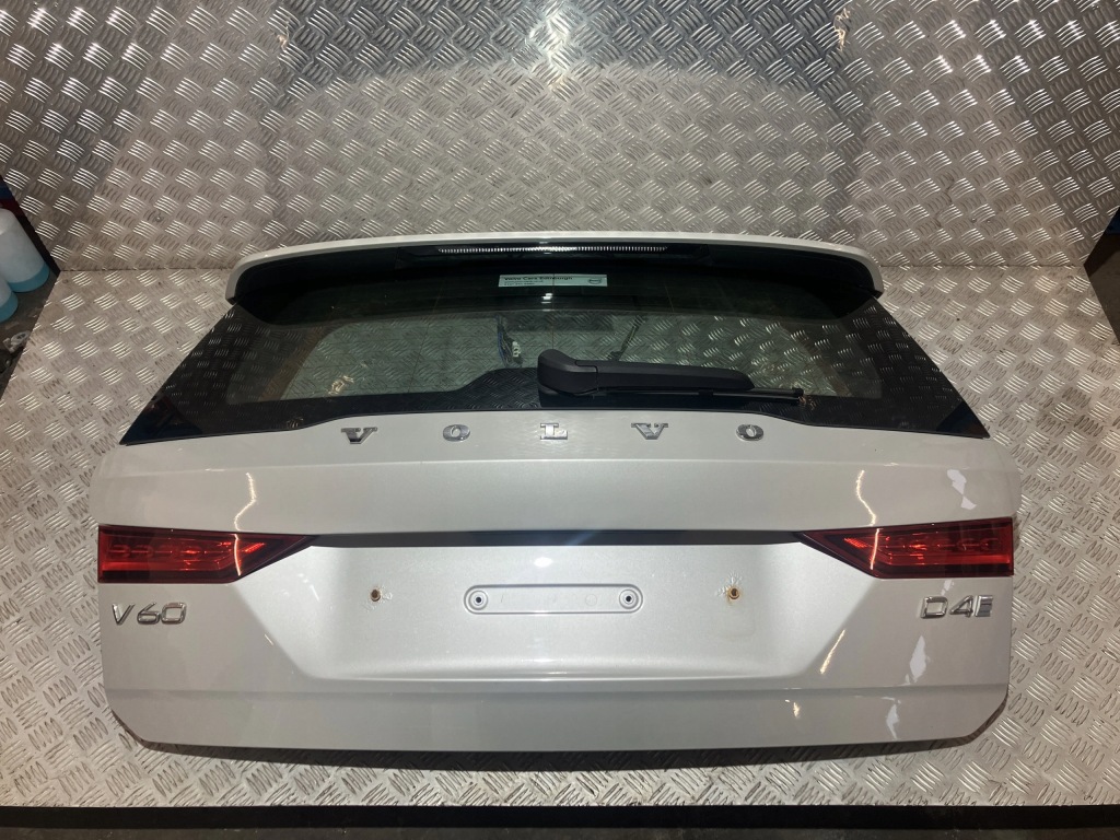 фото №1, Крышка багажника багажника комплектная volvo v60 ii лак 726