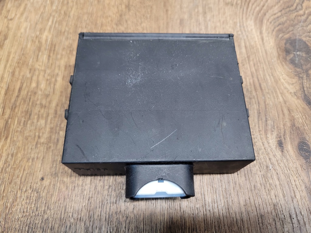 фото №9, Модуль комфорта yaris aygo c1 1.0 89740-0h010